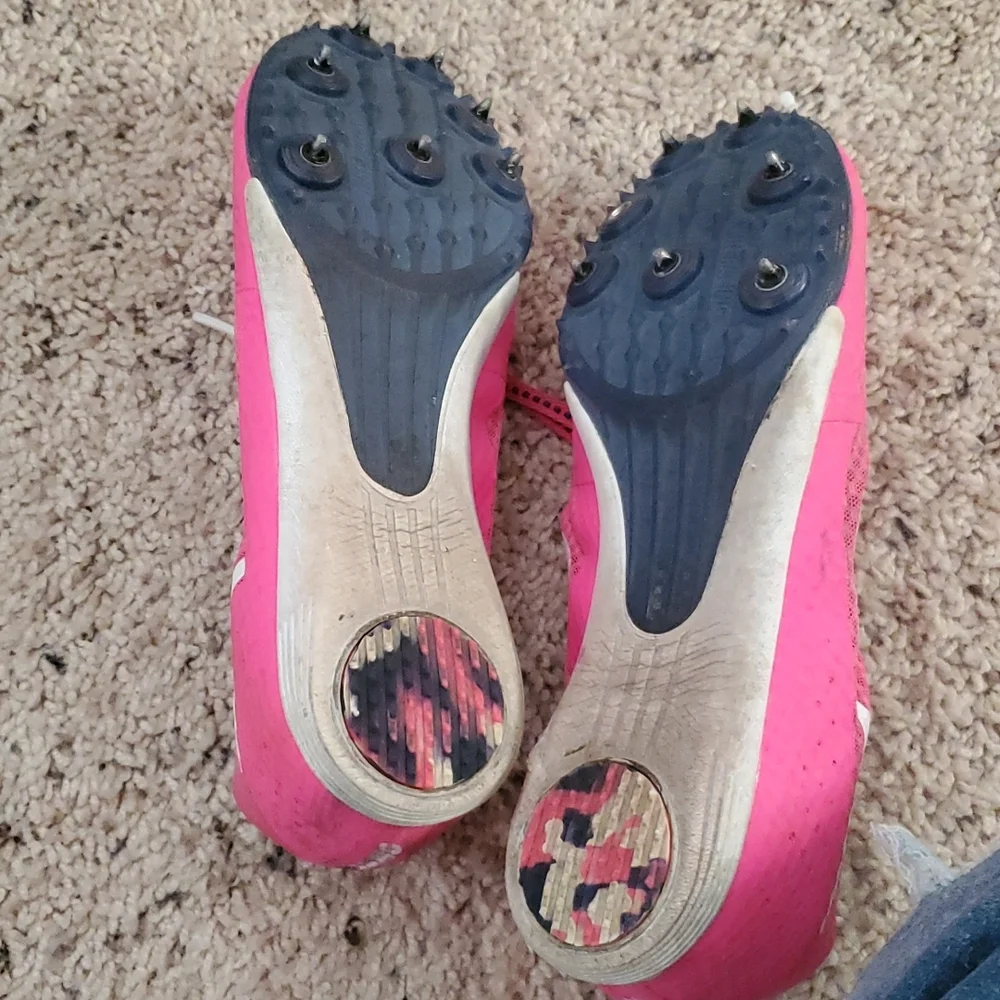 Nike pink 8.5 track running shoes - Picture 4 of 6